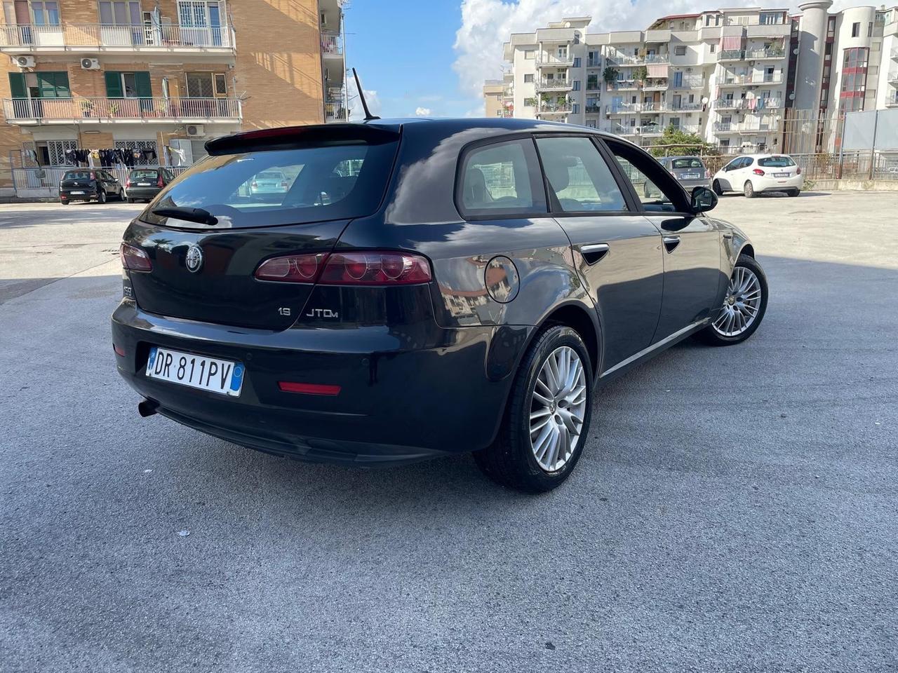 Alfa Romeo 159 1.9 JTDm 150cv in ottime condizioni