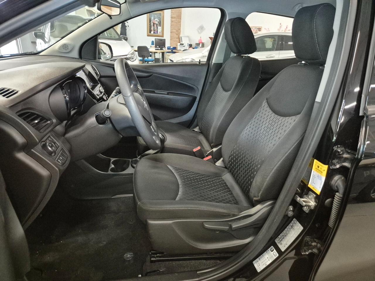 Opel Karl Rocks 1.0 75 CV