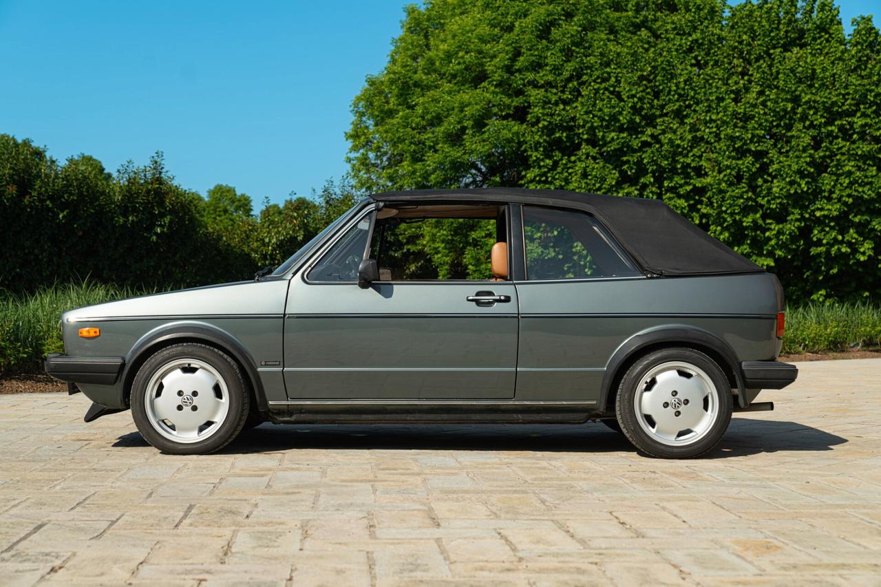 Volkswagen Golf MK1 GLI 1800 CABRIOLET - RDS01398