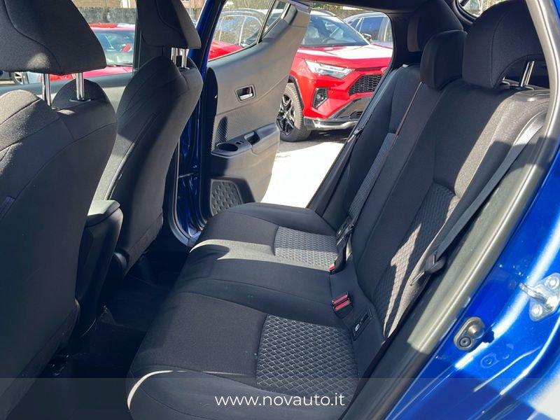 Toyota C-HR C-HR 1.8 Hybrid E-CVT Active
