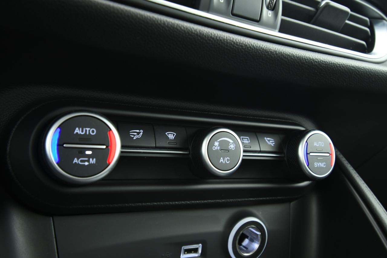 ALFA ROMEO Stelvio 2.0 t Business Q4 200cv auto CAMERA+ACC