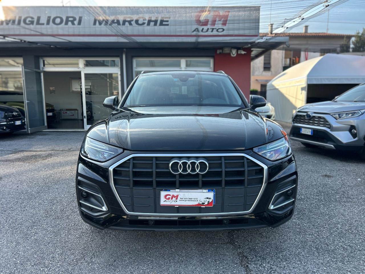 Audi Q5 35 2.0 tdi mhev 12V Business s-tronic