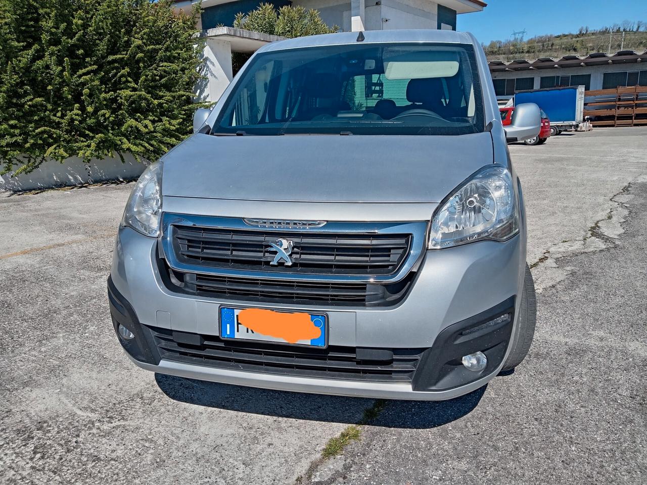 Peugeot Partner Tepee BlueHDi 100 ETG6 S&S Active