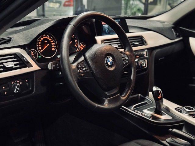 BMW 318 d 150CV Touring Business Advantage aut.