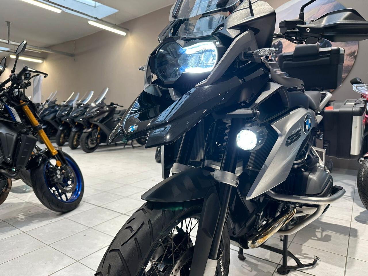 BMW R 1200 GS TRIPLE BLACK