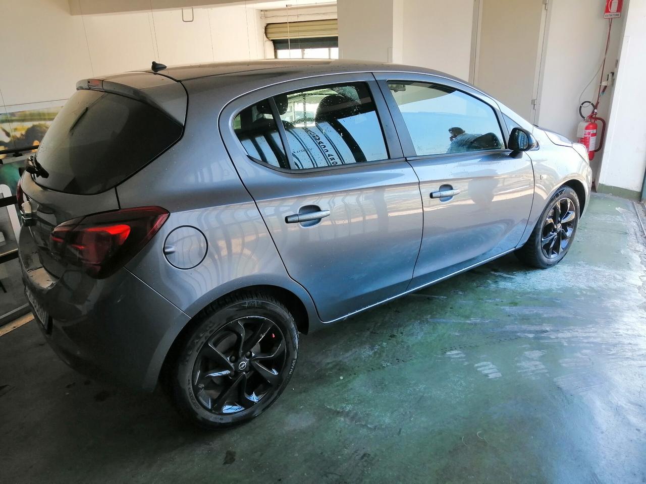 Opel Corsa 1.4 90CV GPL Tech Coupé Black Edition