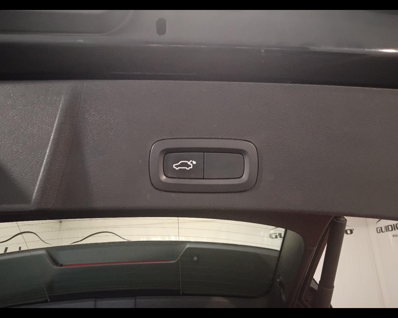 VOLVO XC40 - XC40 2.0 d3 Inscription geartronic my20