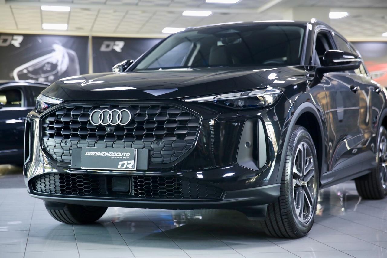 Audi Q5 Business TDI quattro 204 cv mhev+ S tronic