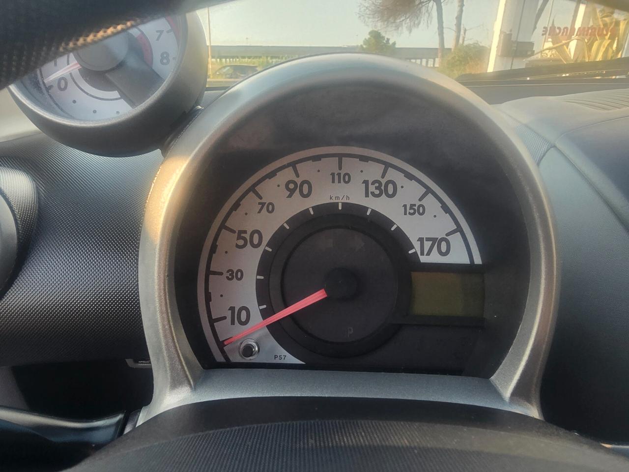 Peugeot 107 1.0 68CV 5p. Sweet Years