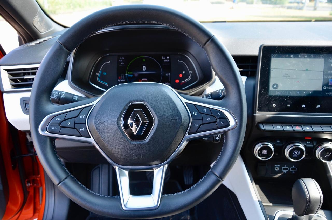 RENAULT CLIO 1.6 E-TECH FULL HYBRID EVOLUTION 145cv AUTO, UNICOPROP, GARANZIA UFF RENAULT, EURO 6D, FARI LED, NAVI, RETROCAMERA, PERMUTE