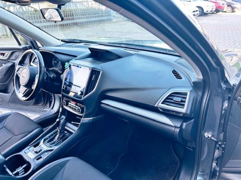 Subaru Forester 2.0 e-Boxer MHEV CVT Lineartronic Style