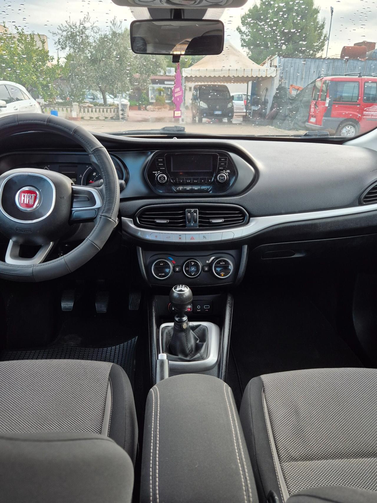 Fiat Tipo Lounge 1.4 gpl