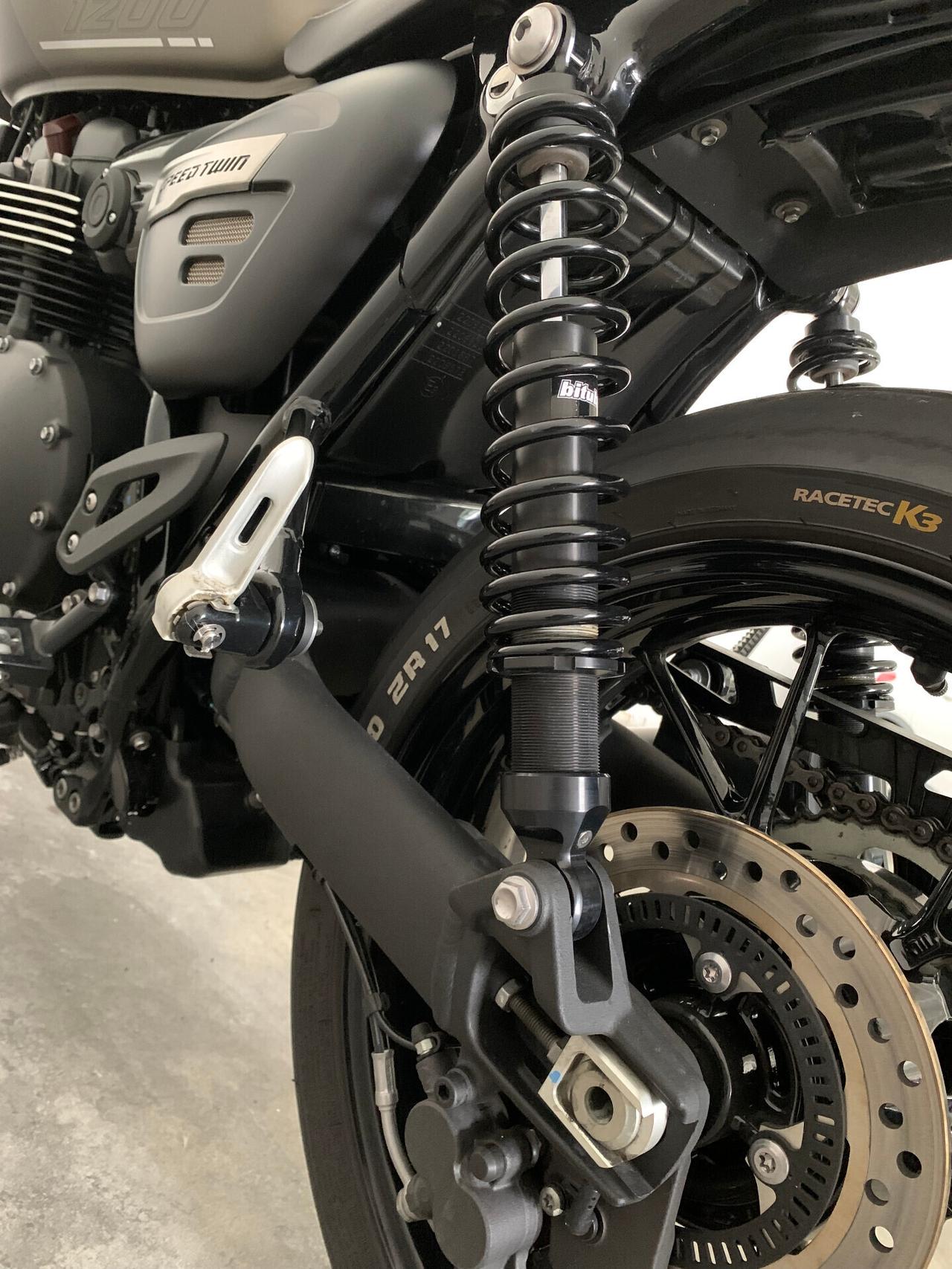 Triumph Speed Twin 1200 Matt Irostone BlackEdition