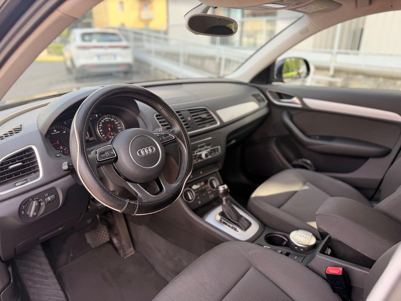 Audi Q3 Business 2.0 TDI #11238
