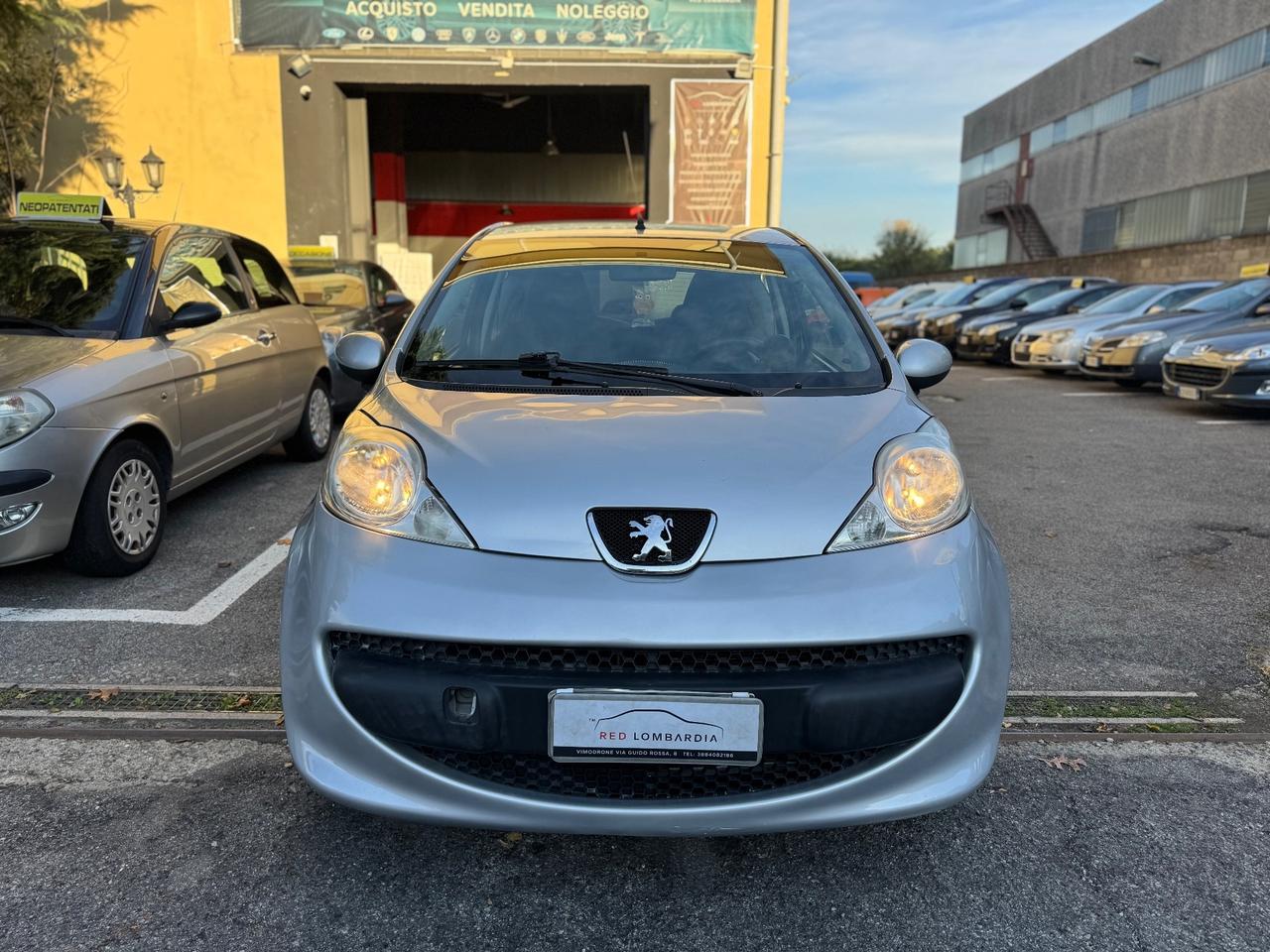 Peugeot 107 1.0 68CV 3p. Sweet Years 2Tronic