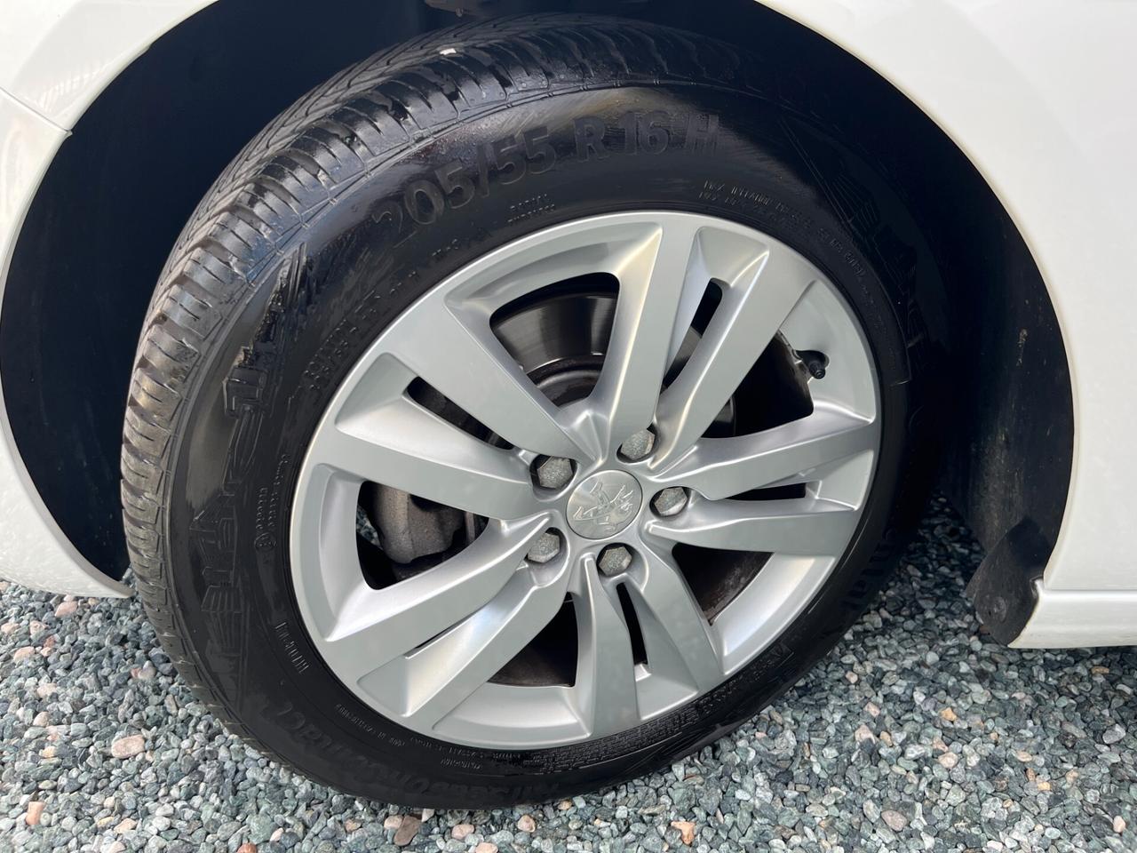 Peugeot 308 BlueHDi 120 S&S SW Bus km 89916