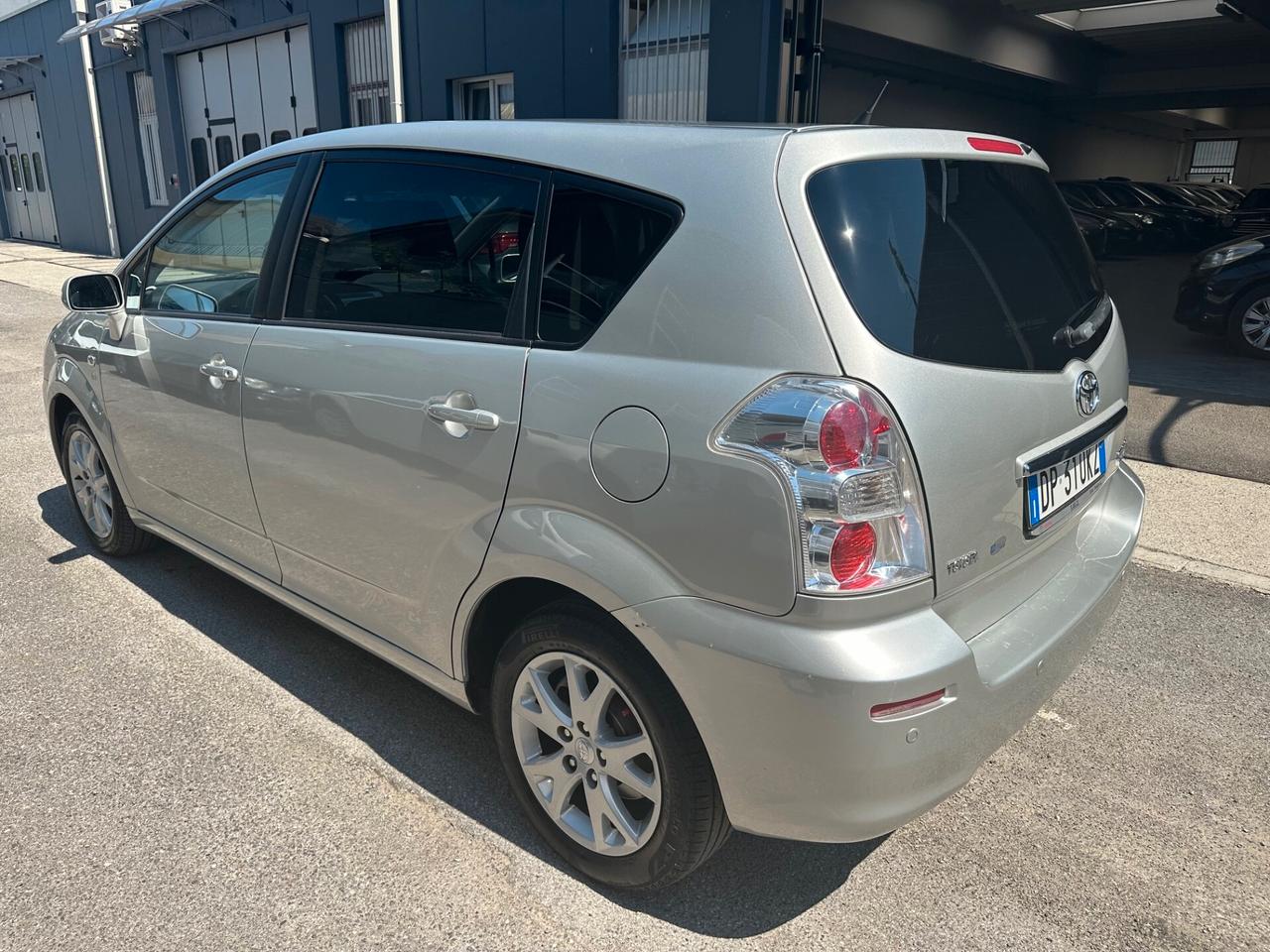 Toyota Corolla Verso 1.8 16V MMT MY'08 7pti