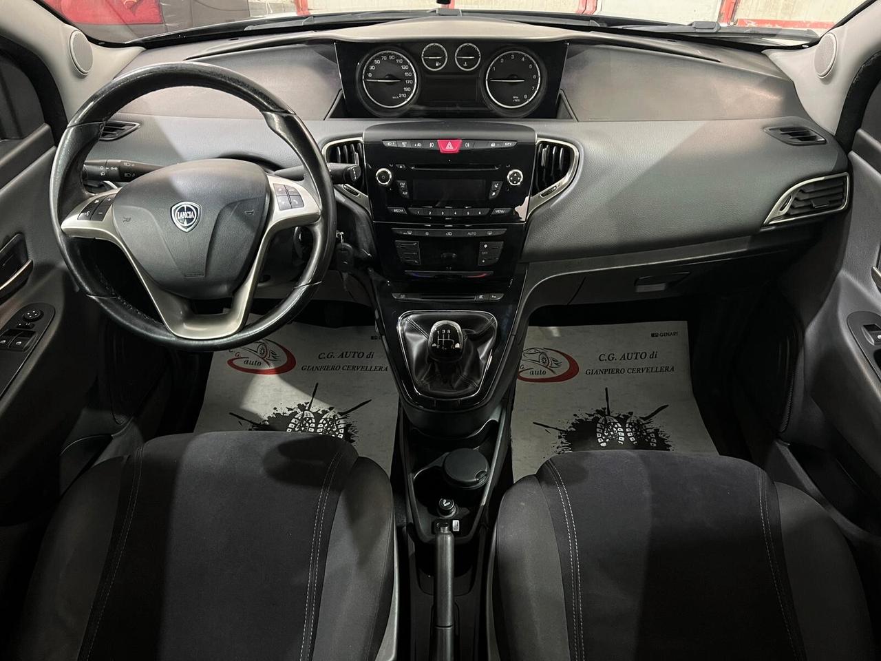 Lancia Ypsilon 1.2 69 CV - 30th Anniversary - 2015