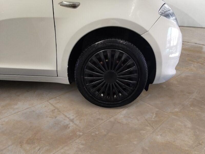 Lancia Ypsilon Ypsilon 1.2 8v Elefantino ecochic Gpl 69cv