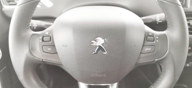 PEUGEOT 208 1° serie 1.2 VTi 82 CV 5 porte Active