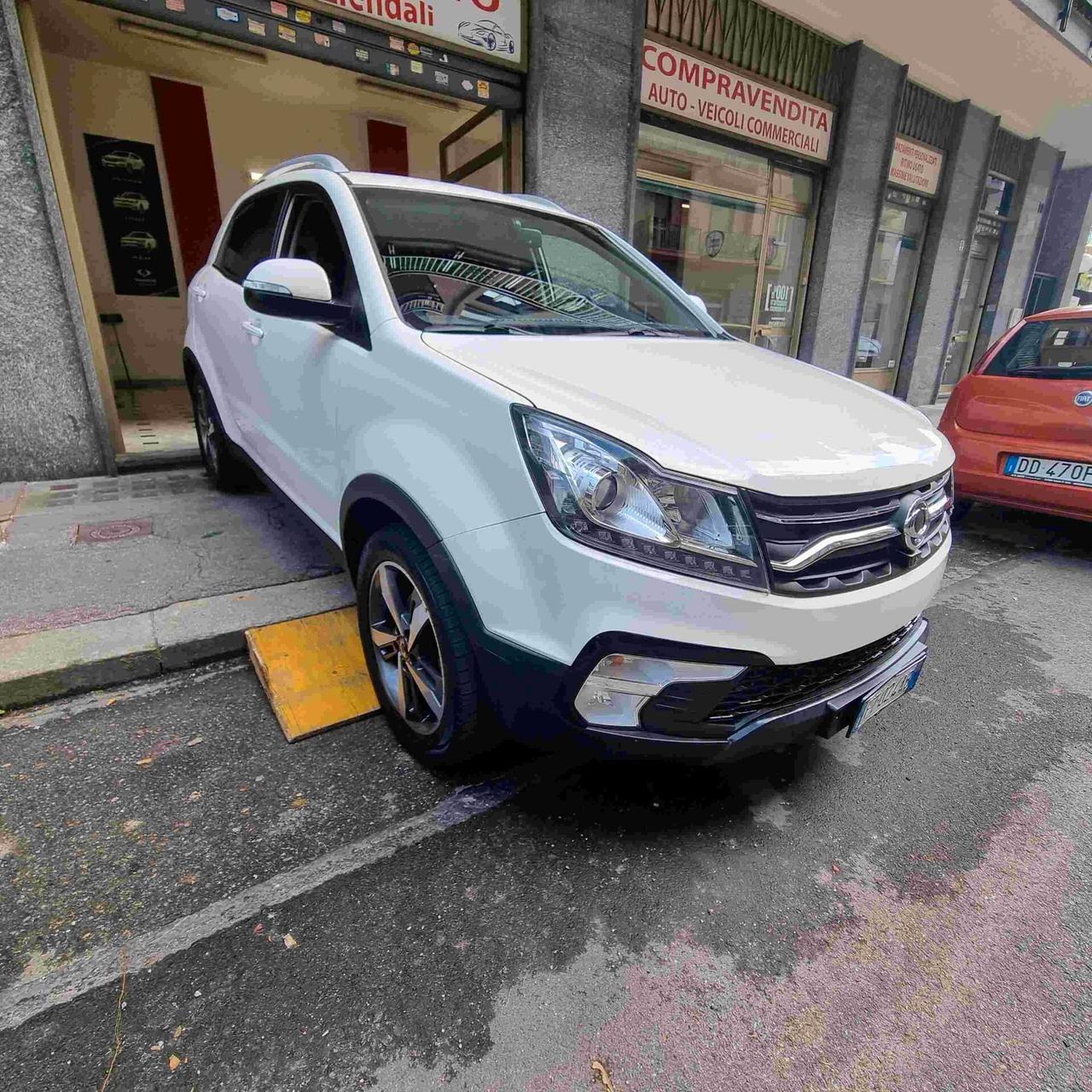Ssangyong Korando 2.0 2WD MT GPL Plus