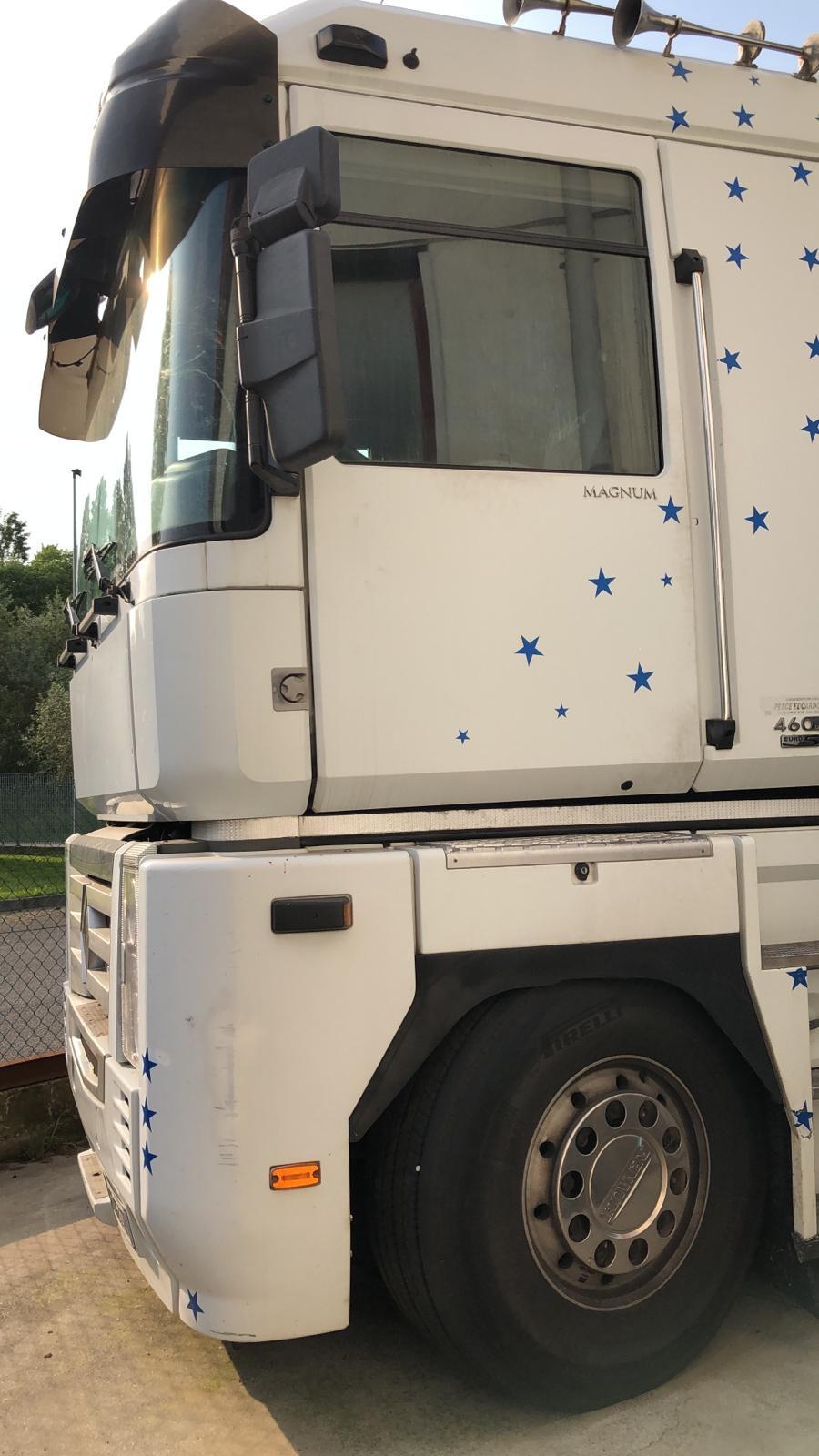 Renault Trucks MAGNUM 460 CAMION FRIGO