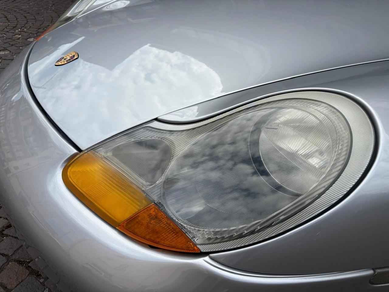 Porsche Boxster 2.5i 24V cat