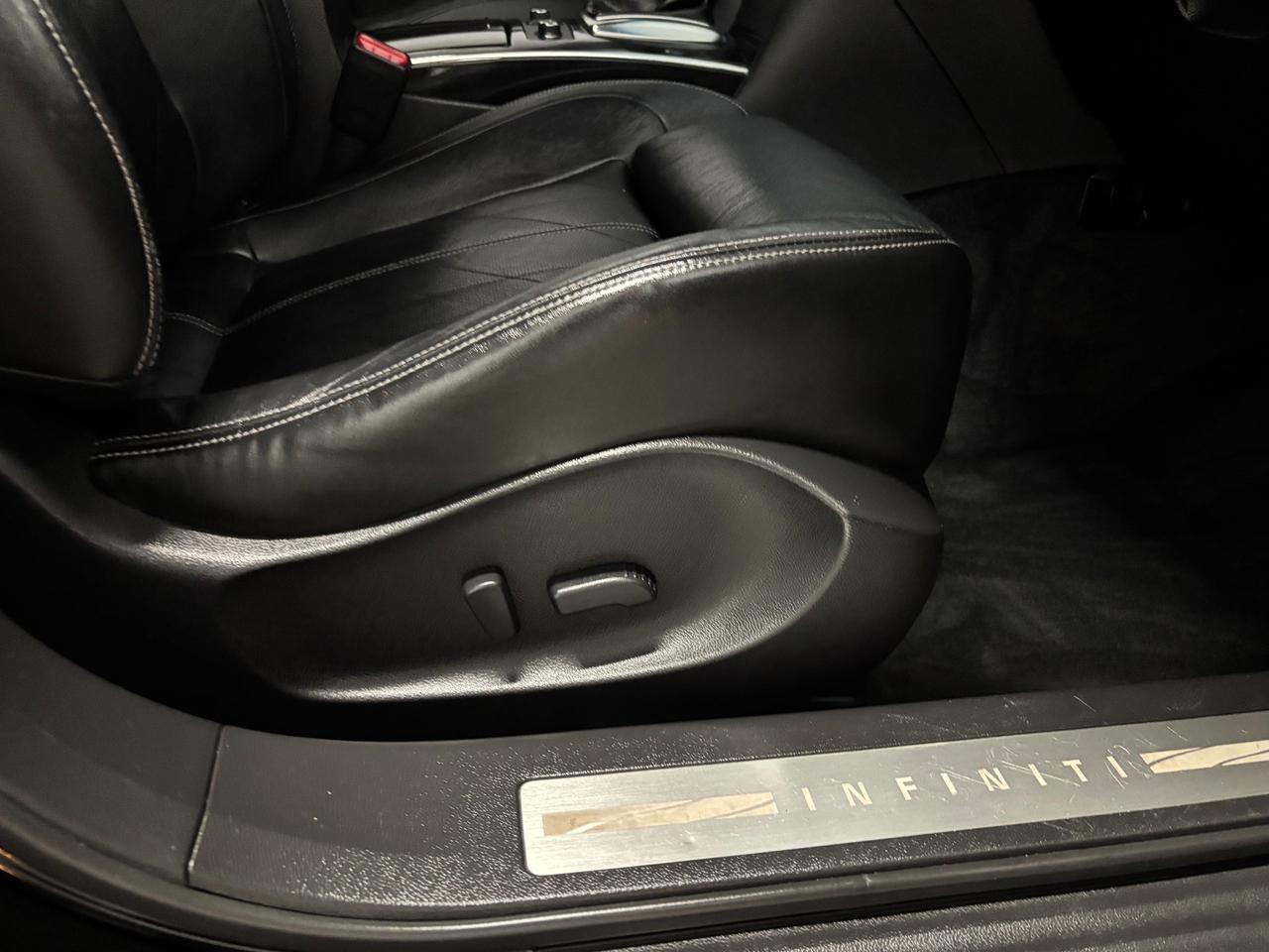 Infiniti FX FX30d S PREMIUM |FULL OPT. |