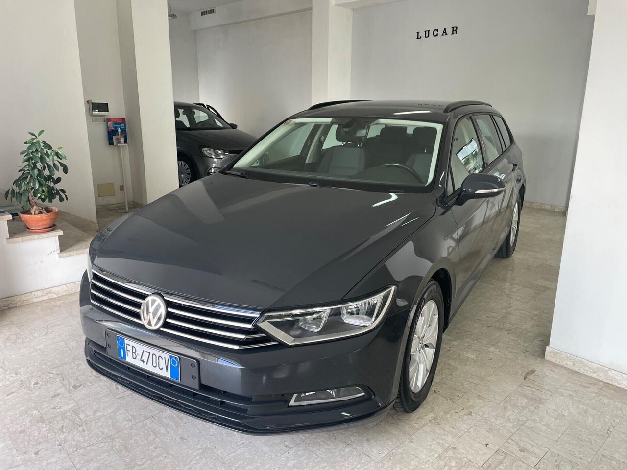 VOLKSWAGEN PASSAT 1.6 TDI TRENDLINE “COME NUOVA”