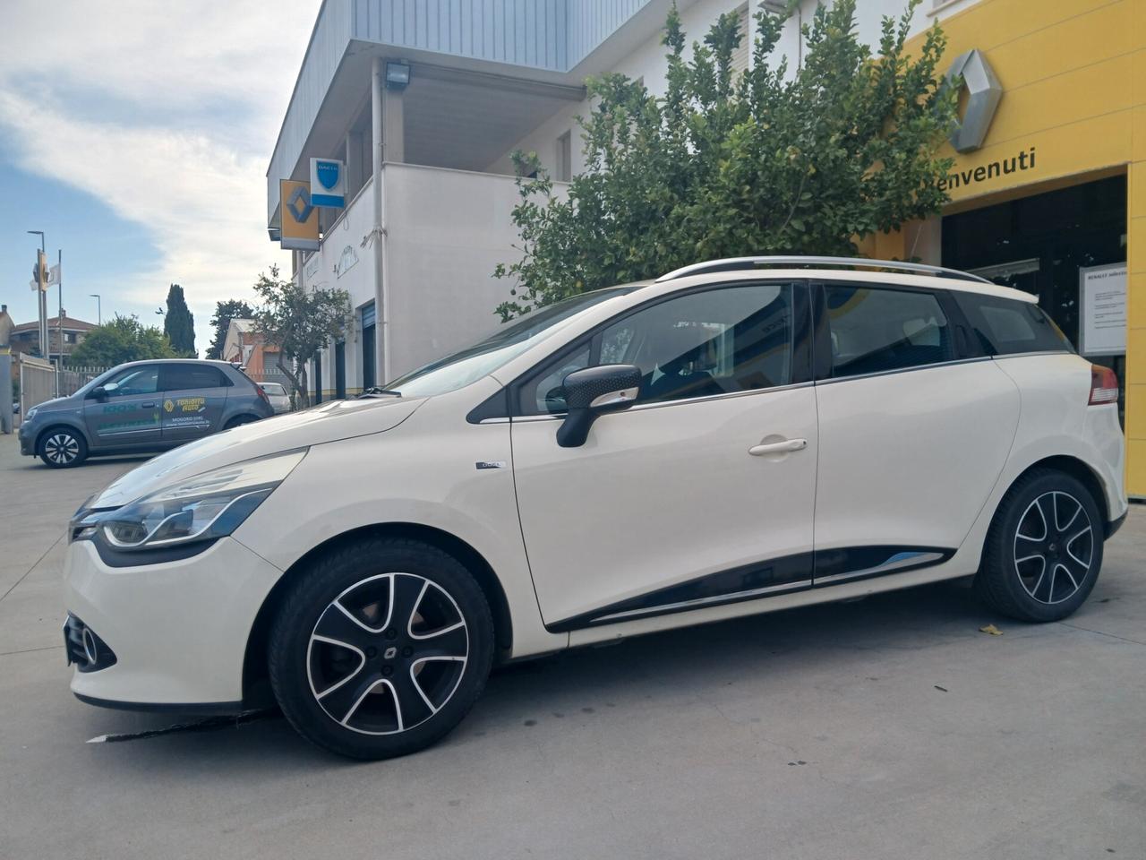 RENAULT Clio Sporter Duel 1.500 dCi 75cv
