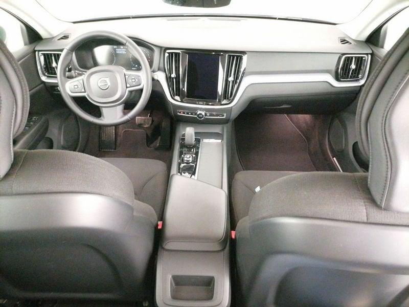 Volvo V60 2.0 b3 Momentum Business Pro auto 8m my21