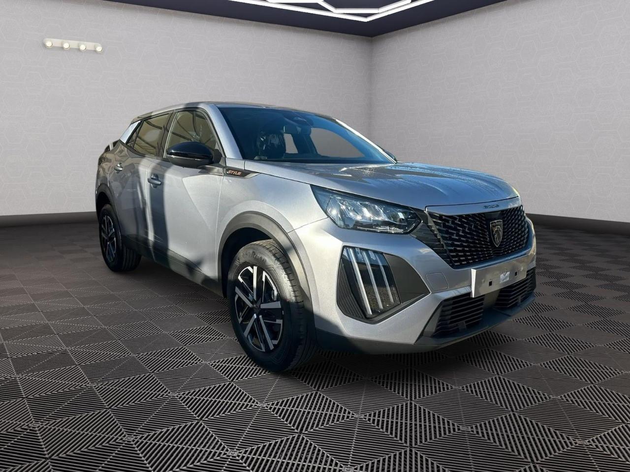 Peugeot 2008 Style 1.2 100cv