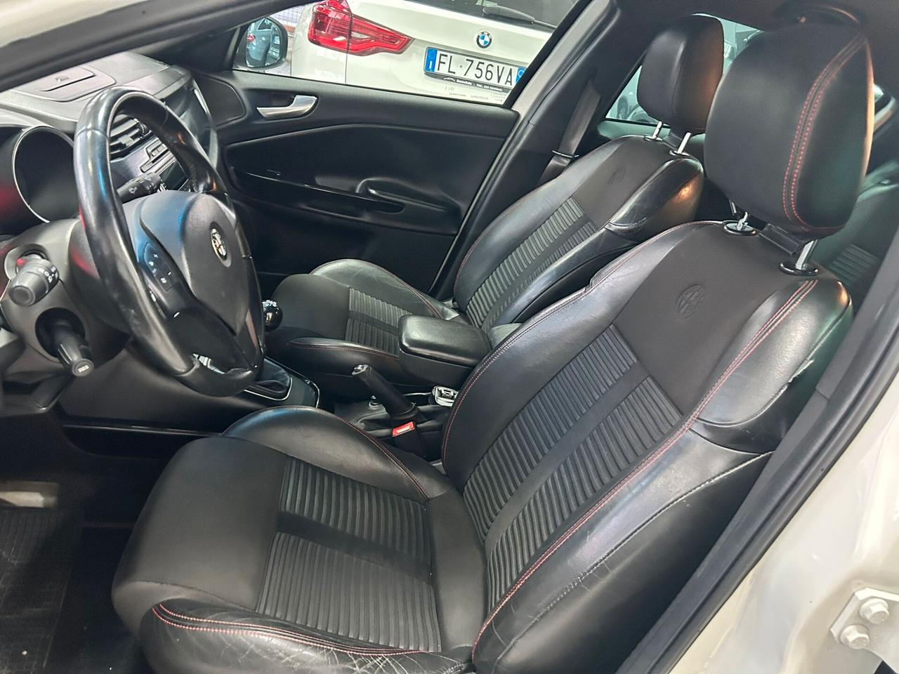 Alfa Romeo Giulietta 1.6 JTDm-2 2011