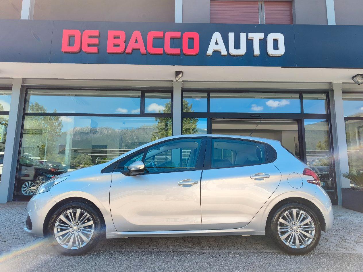 Peugeot 208 5 Porte 1.6 bluehdi Active PACK 75cv OK NEOPATENTATI