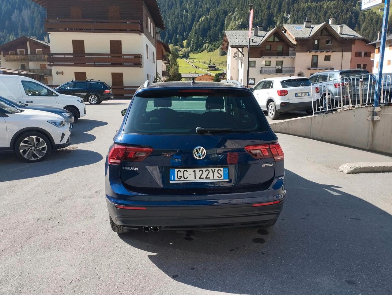 Volkswagen Tiguan 2.0 TDI SCR DSG 4MOTION Business BMT