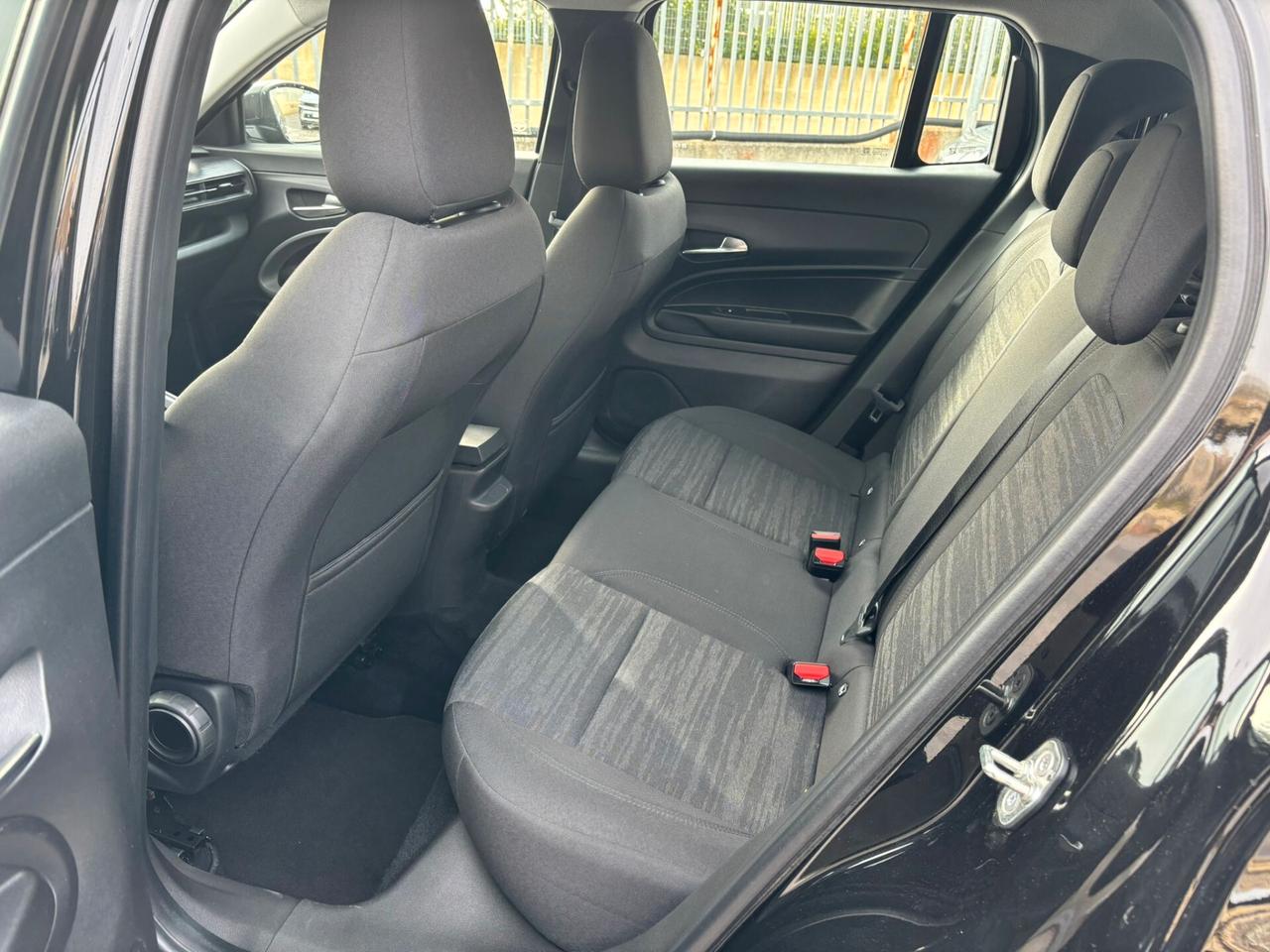 Jeep Avenger 1.2 Turbo 100 CV MHEV Longitude