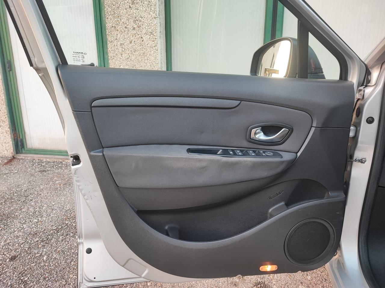 Renault Scénic 1.5 DIESEL UNICO PROPRIETARIO 2010