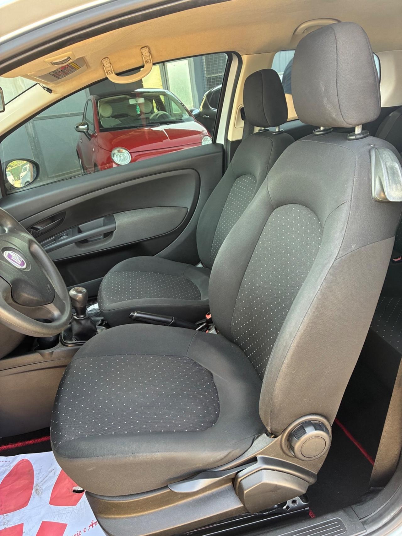 Fiat Grande Punto 1.3 MJT 75 CV 3 porte Fun