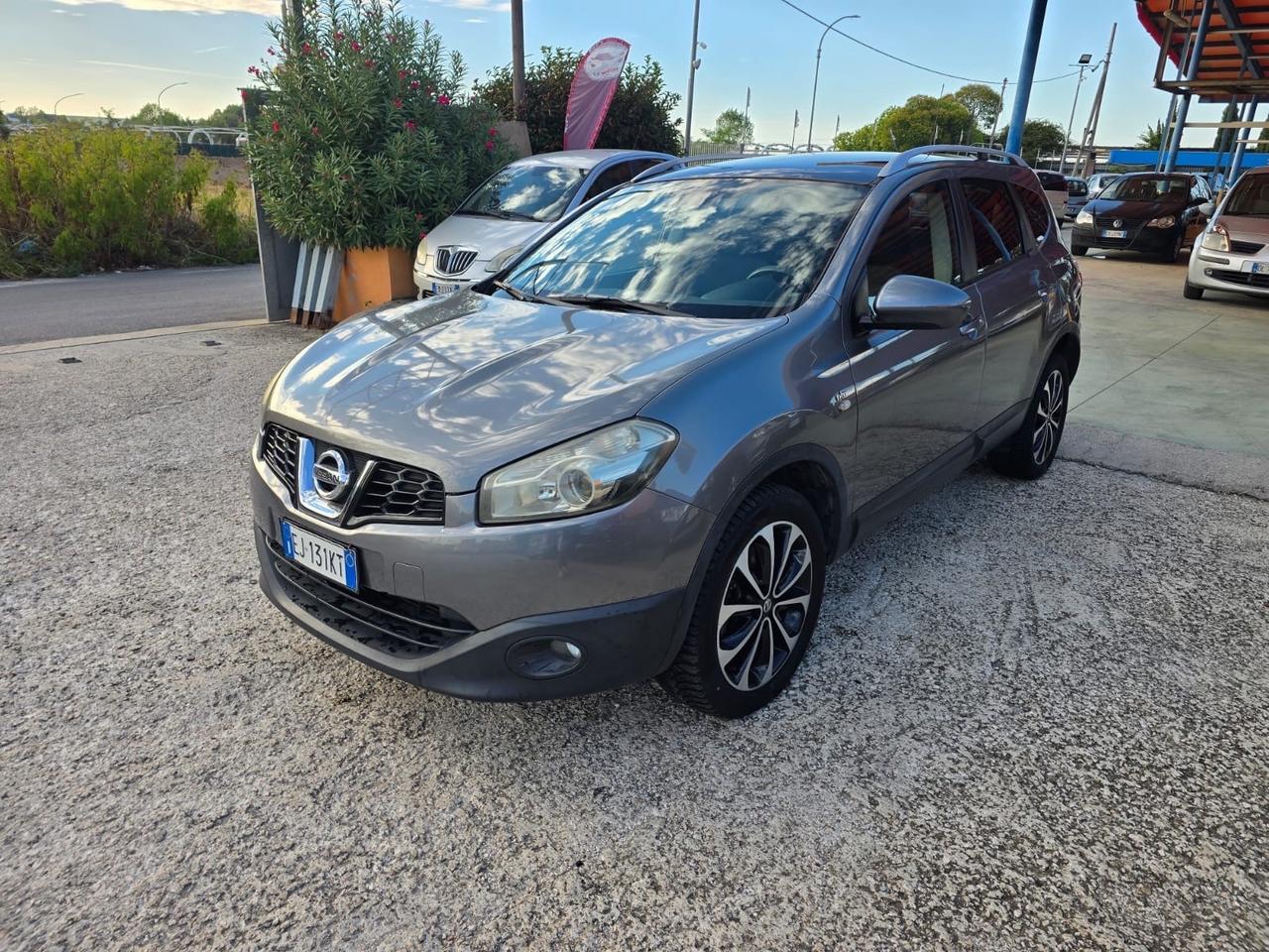 Nissan Qashqai 1.6 dCi DPF Tekna 7 POSTI (PER COMERCIANTI) = 7 POSTI