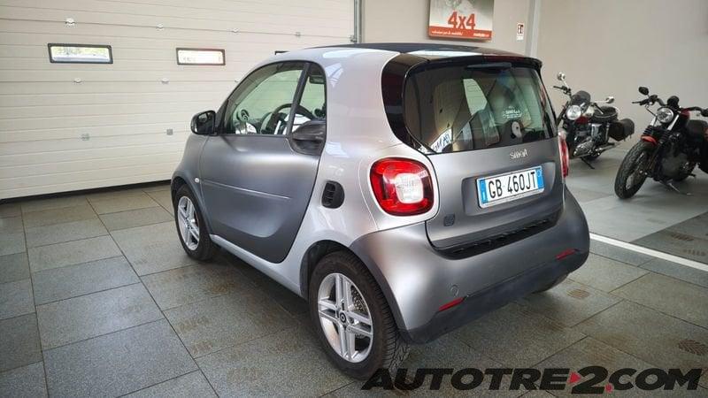 smart EQ Fortwo EQ 60kW passion BICOLOR SILVER/MATTGREY