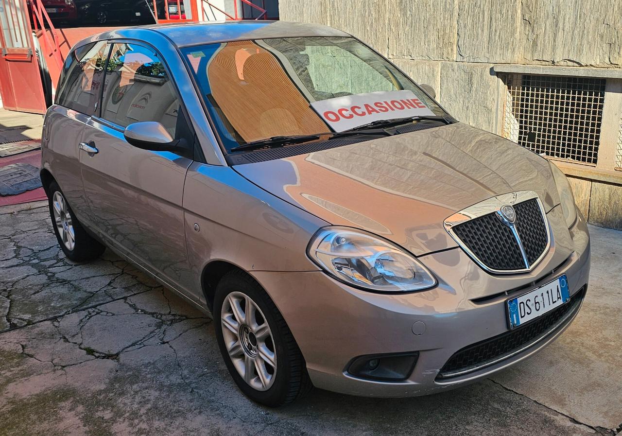 LANCIA YPSILON 1.2 60CV GPL NEOPATENTATI