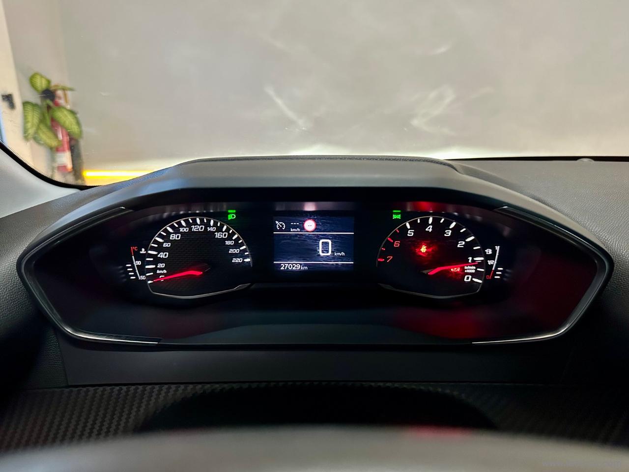 PEUGEOT 208 PureTech 75 S&S 5p. Active Pack UNIPRO*CERT