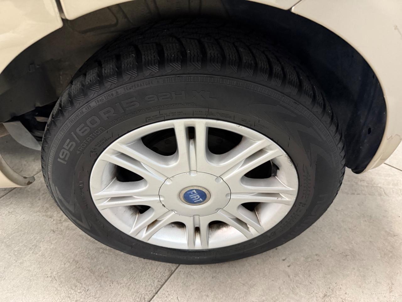 Fiat Multipla 1.6 16V Natural Power Dynamic 92CV