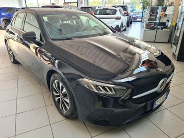 Mercedes-Benz Classe A A 180 d Progressive Advanced auto