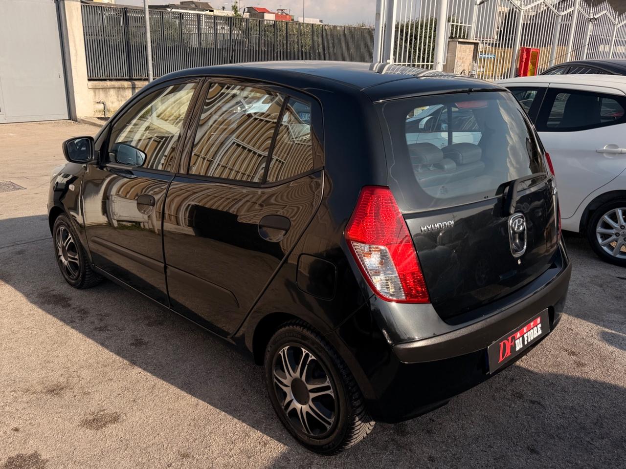 Hyundai i10 1.1 BlueDrive GPL Style BLOCK SHAFT