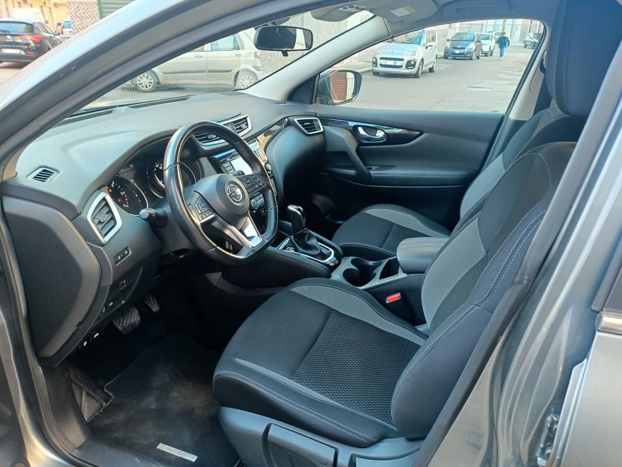 Nissan Qashqai 1.5 dCi 115 CV DCT Business