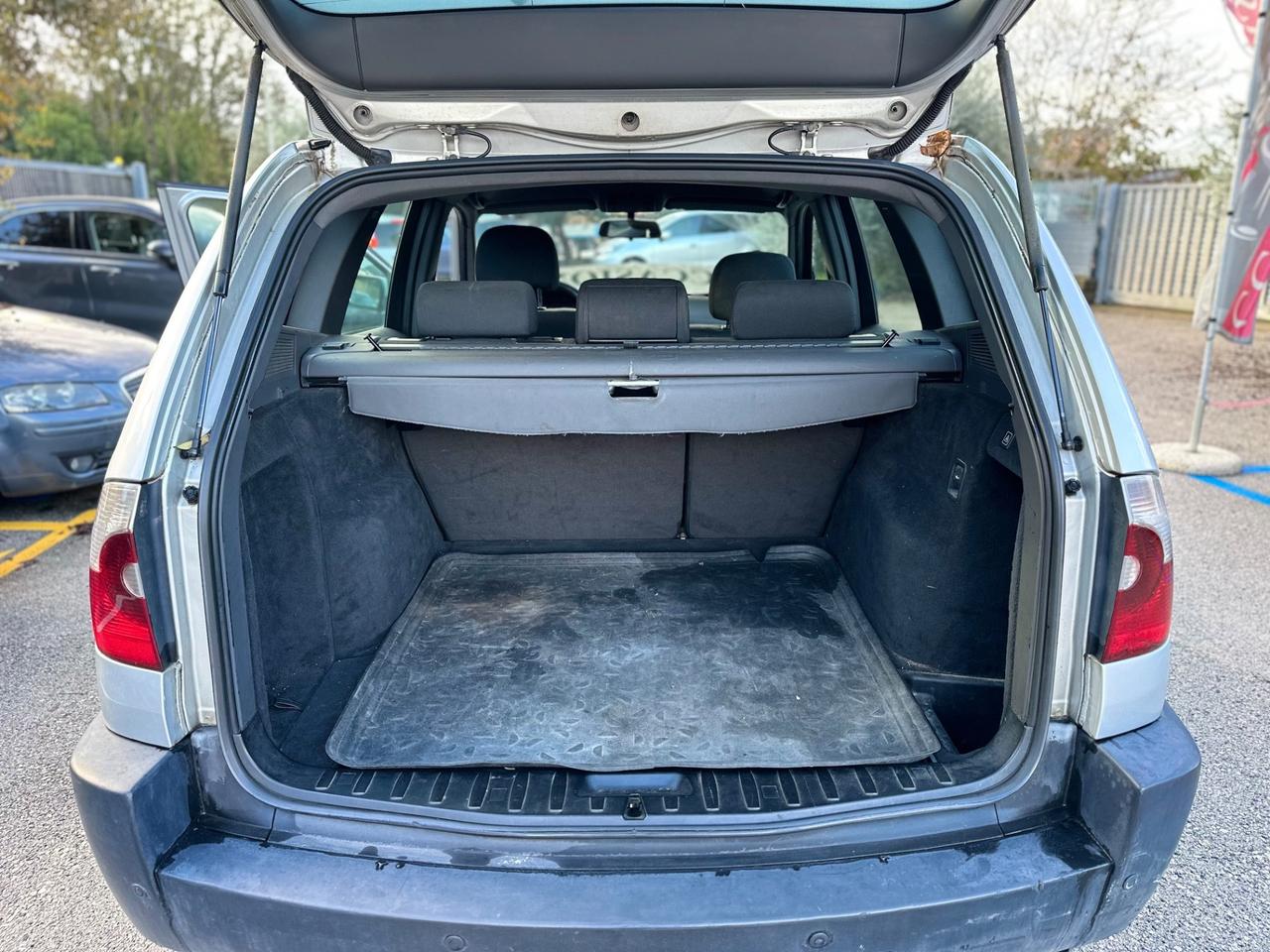 Bmw X3 2.0d cat Futura