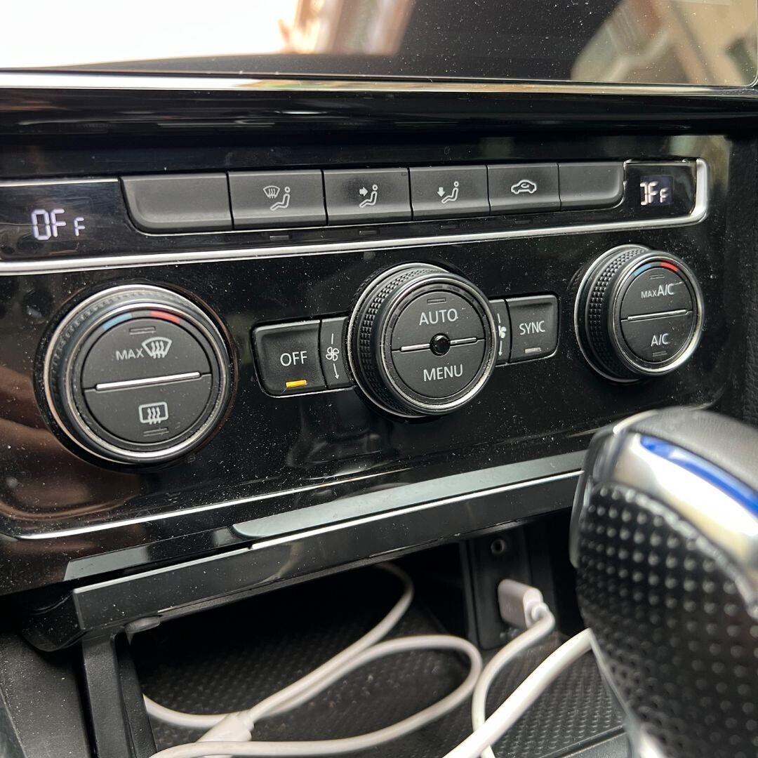 Volkswagen Golf 1.4 GTE dsg 150cv