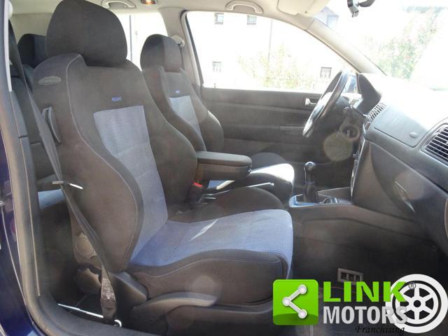 VOLKSWAGEN Golf 1.8 turbo 20V cat 3p. GTI