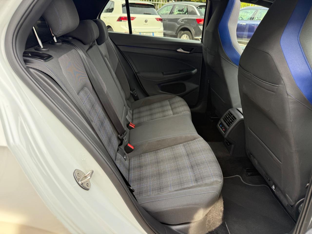 Golf 1.4 Plug-In Hybrid DSG GTE 245 CV